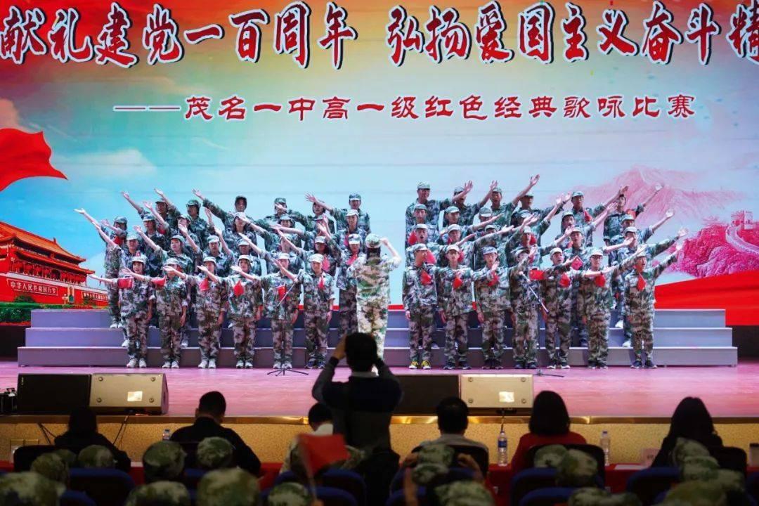 国家卫健委派出国家级医疗专家赴江西新余指导火灾事故伤员救治工作